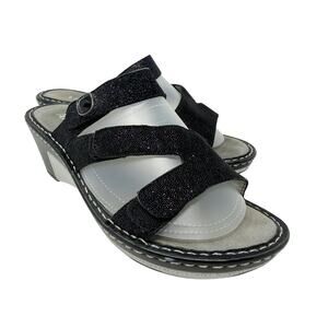 NWOB Alegria Black Strappy Wedge Sandals Size 38 Rhinestone Accent Comfort Shoes